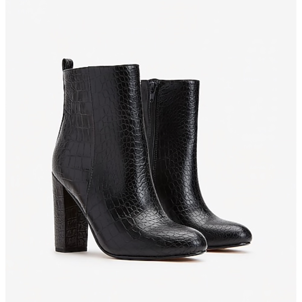 Crocodile / snake print black booties NWOT
